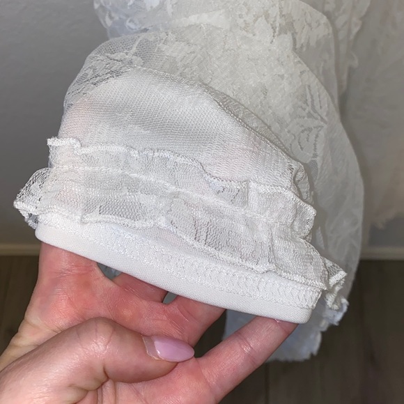 Dress - Picture 4 of 11